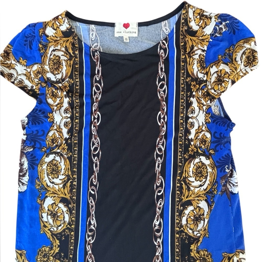 One Clothing Baroque Chain Print Blue & Black Short Sleeve Blouse Size Small